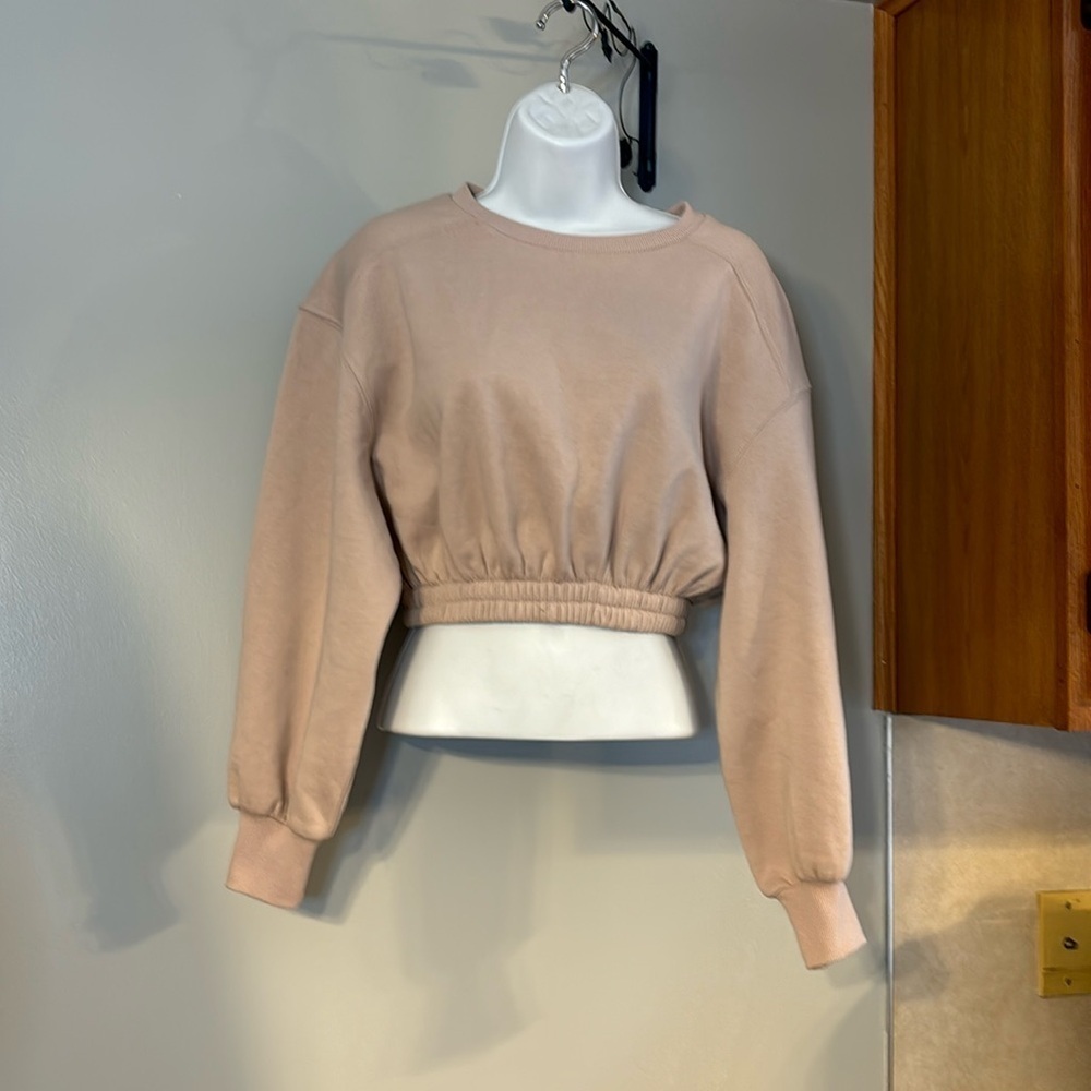 Zara Blush Pink Cropped Sweatshirt